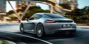 Reasons Why Drivers Love the 2021 Porsche 718 Cayman