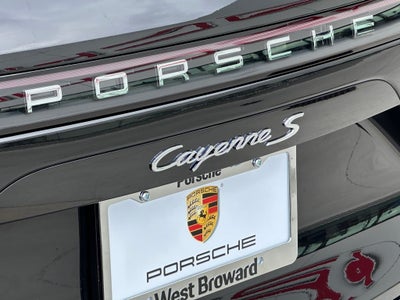 2023 Porsche Cayenne Cayenne S